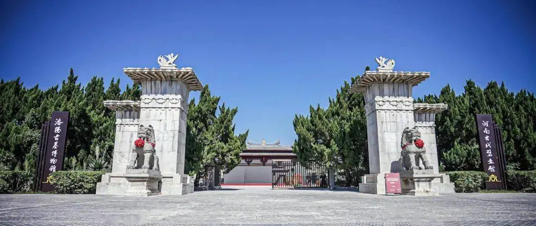 <strong>项目案例：洛阳古墓博物馆（河南古代壁画馆）</strong>